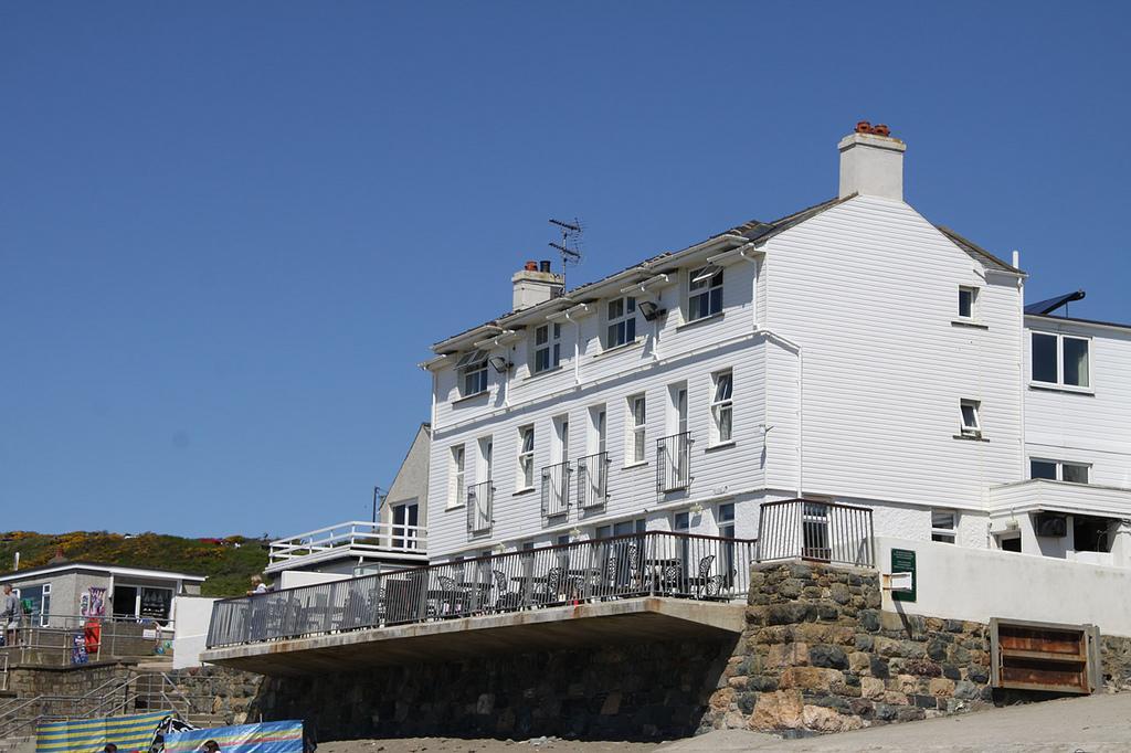 Gwesty Ty Newydd